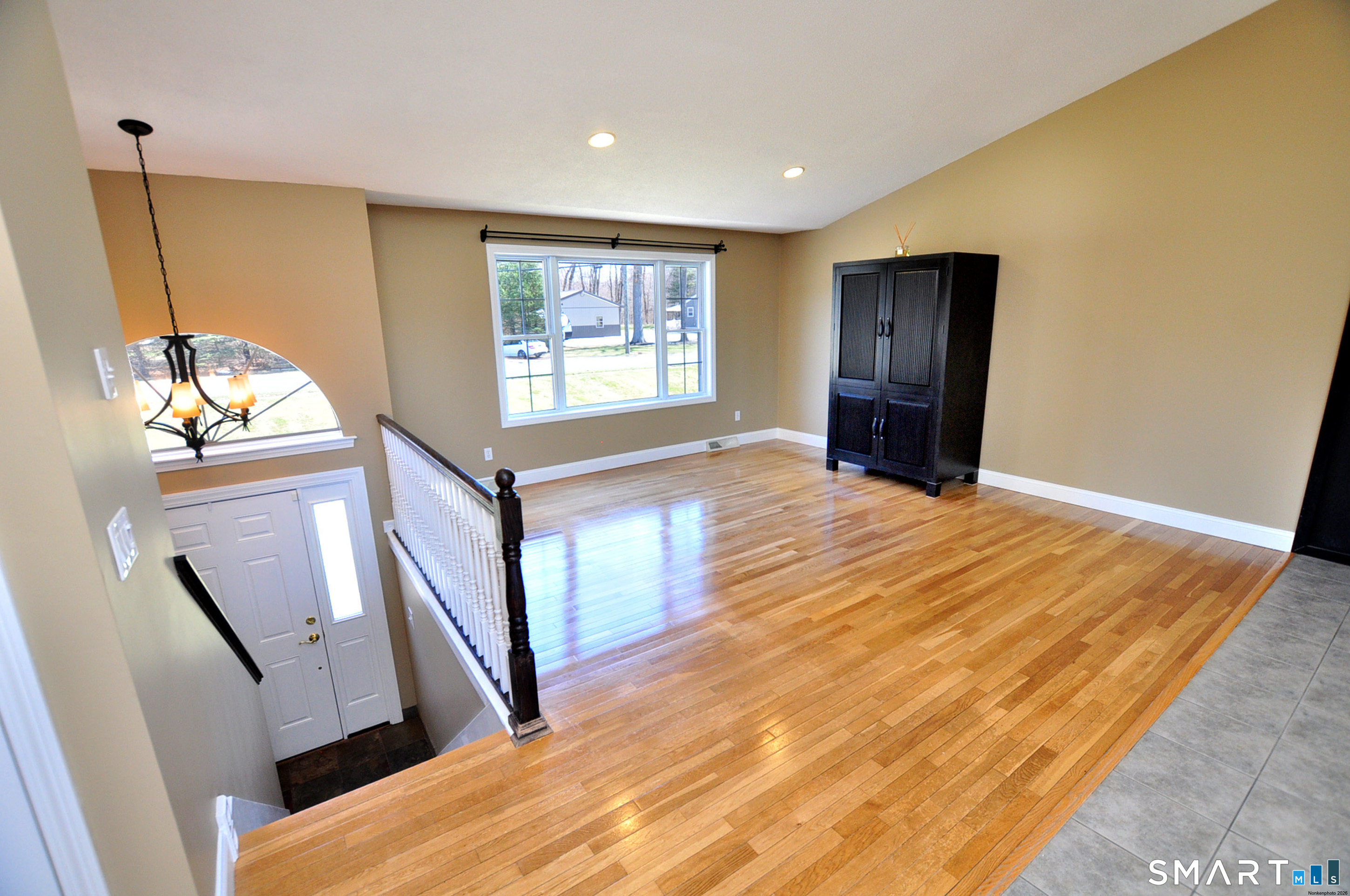 196 Jobs Hill Road Ellington, CT 06029 - Photo 10 of 40