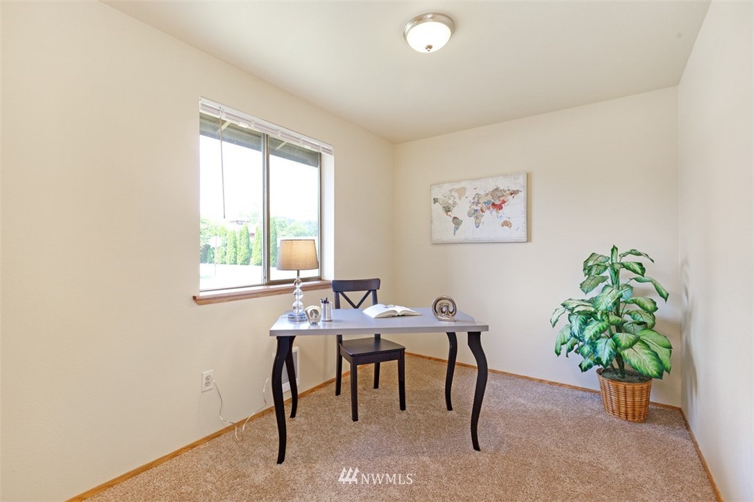 31803 West Rutherford Street Carnation, WA 98014 - Photo 13 of 19 Gallery Image 13