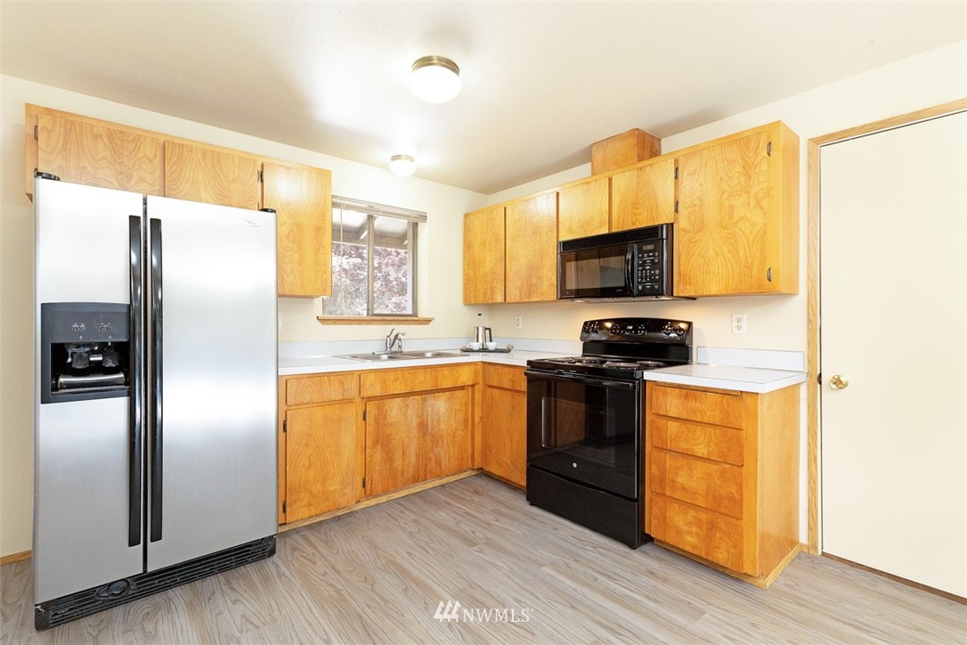 31803 West Rutherford Street Carnation, WA 98014 - Photo 6 of 19 Gallery Image 6