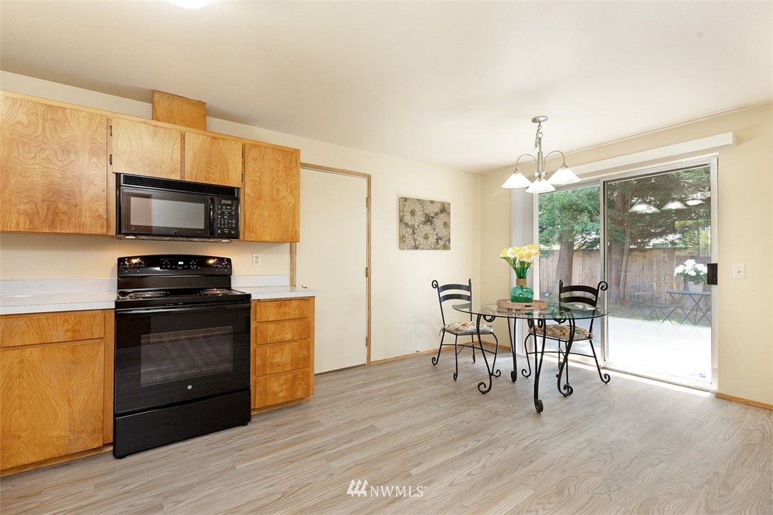 31803 West Rutherford Street Carnation, WA 98014 - Photo 9 of 19 Gallery Image 9