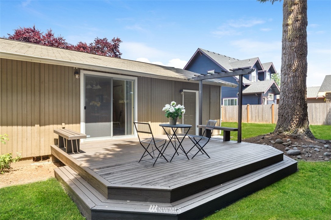 31803 West Rutherford Street Carnation, WA 98014 - Photo 10 of 19 Gallery Image 10