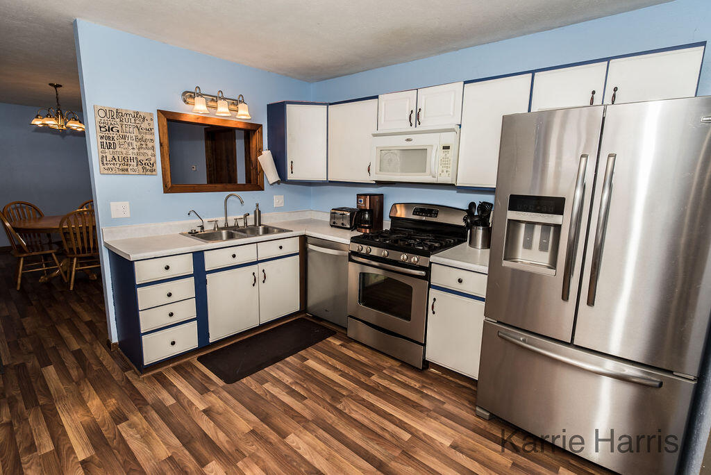 11255 West Colby Road Gowen, MI 49326 - Photo 5 of 19 Kitchen