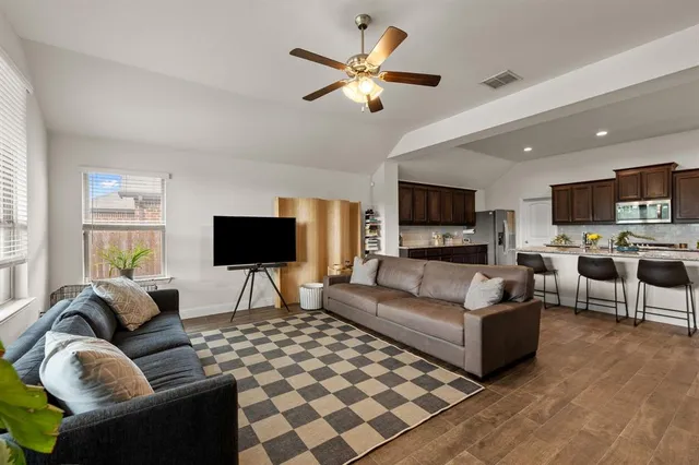 $2,580 | 5725 Broad Bay Lane, Fort Worth, TX 76179