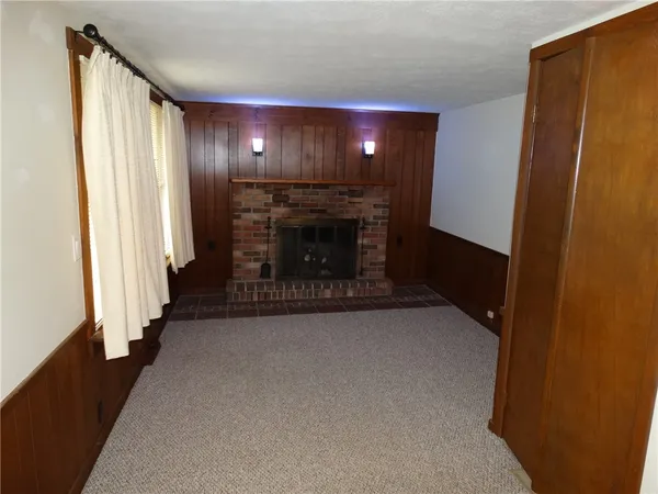 $1,250 | 146 Cutler Avenue, Corning, NY 14830