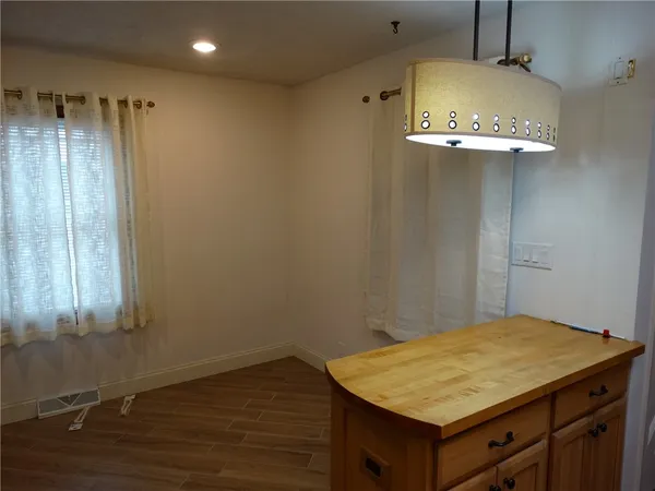 $1,250 | 146 Cutler Avenue, Corning, NY 14830