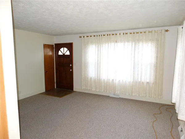 $1,250 | 146 Cutler Avenue, Corning, NY 14830