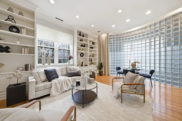 $999,000 | 81 Glen Road, Unit S2, Brookline, MA 02445