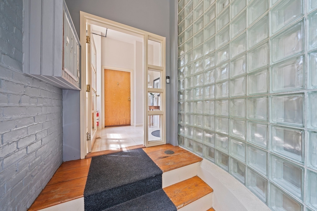 81 Glen Road, Unit S2 Brookline, MA 02445 - Photo 25 of 42