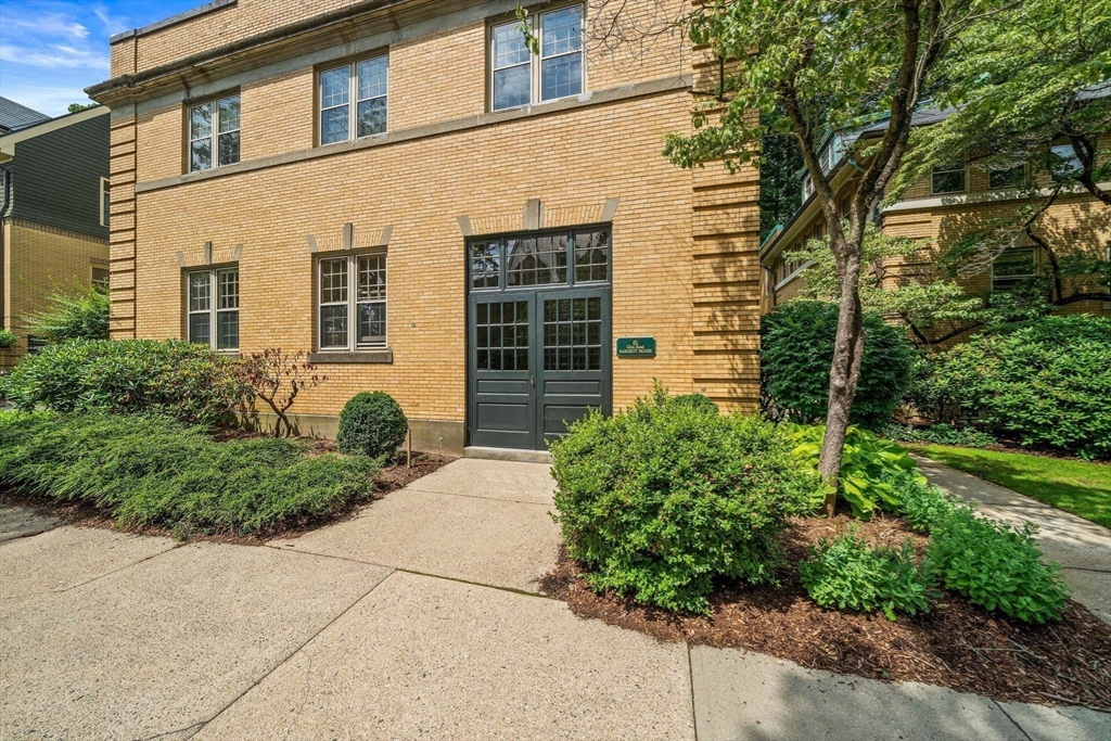 81 Glen Road, Unit S2 Brookline, MA 02445 - Photo 30 of 42
