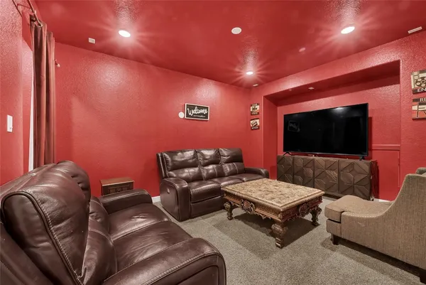 $4,900 | 13236 Tracewood Hills Lane, Houston, TX 77044