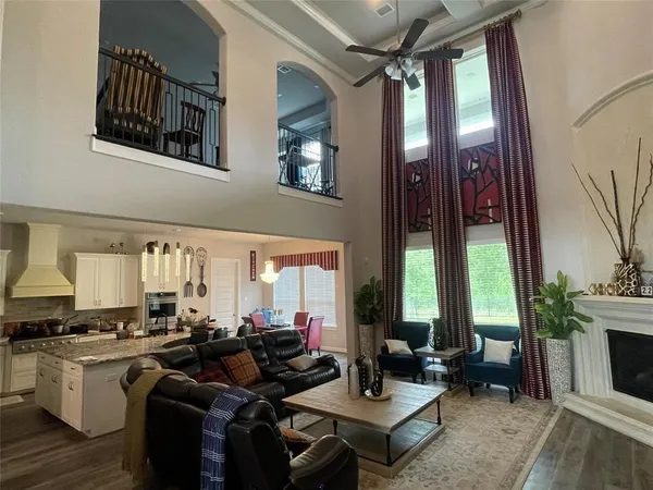 $4,900 | 13236 Tracewood Hills Lane, Houston, TX 77044