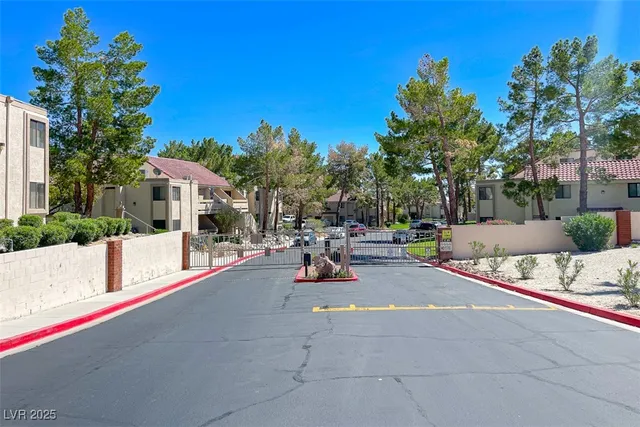 $174,950 | 3791 Desert Marina Drive, Unit 109, Laughlin, NV 89029