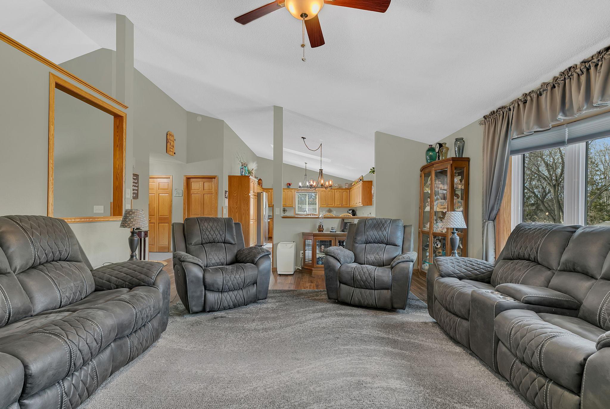 1785 Cypress Road St. Cloud, MN 56303 - Photo 5 of 56
