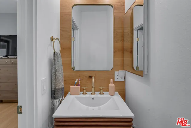 $899,900 | 17832 Little Tujunga Canyon Road, Santa Clarita, CA 91387