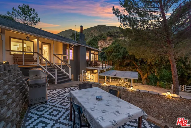 $899,900 | 17832 Little Tujunga Canyon Road, Santa Clarita, CA 91387