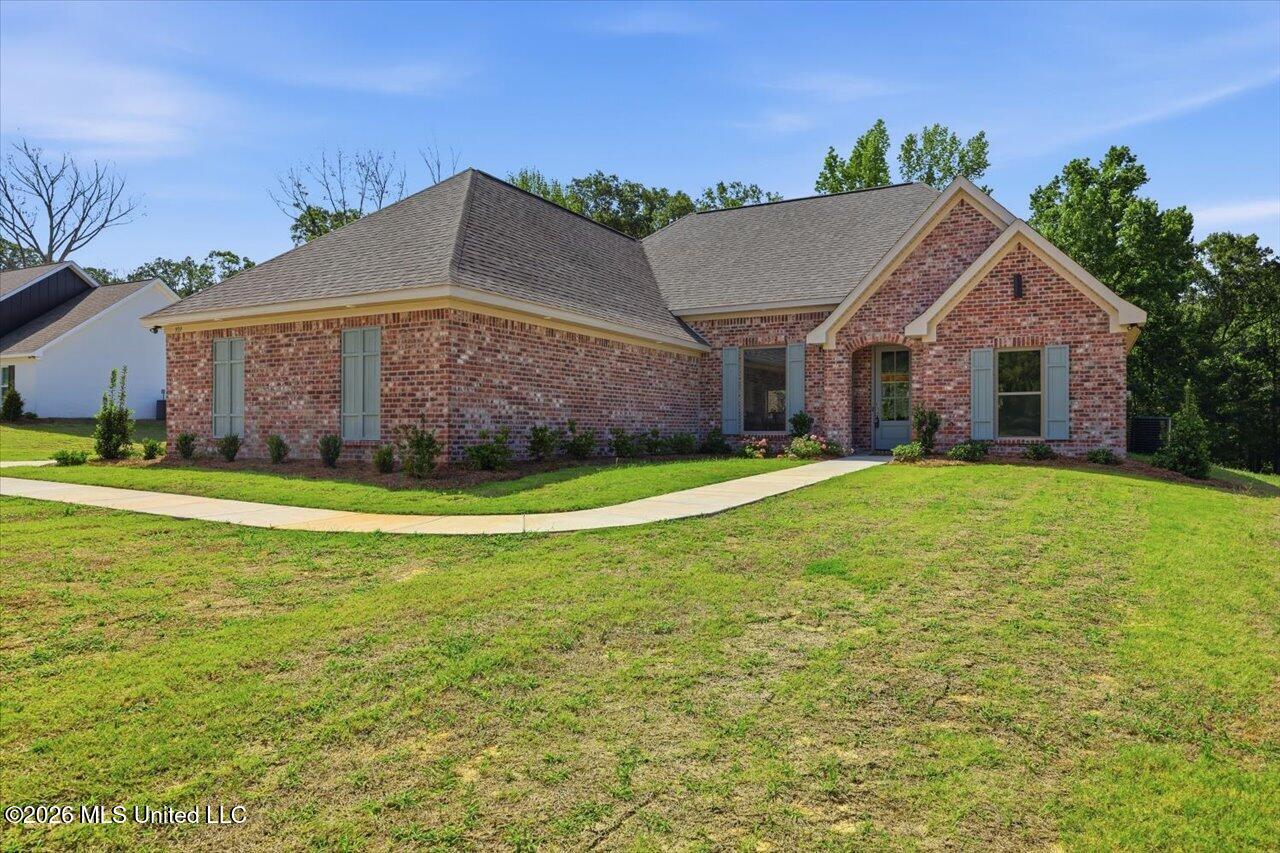939 Mullican Road Florence, MS 39073 - Photo 3 of 65 02-939 Mullican Rd _ Hometoursms.com