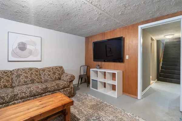 $290,000 | 3921 Haines Road, Hermantown, MN 55811