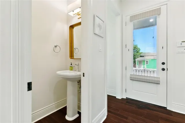 $2,700 | 4558 Frenchmen Street, New Orleans, LA 70122