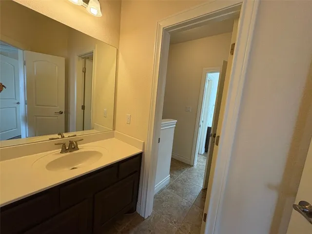 $2,550 | 3900 Crispin Hall Lane, Pflugerville, TX 78660