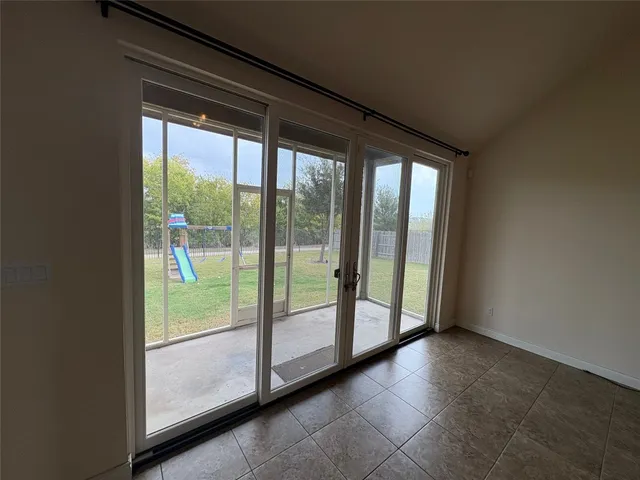 $2,550 | 3900 Crispin Hall Lane, Pflugerville, TX 78660