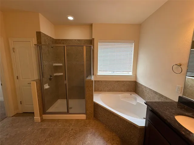 $2,550 | 3900 Crispin Hall Lane, Pflugerville, TX 78660