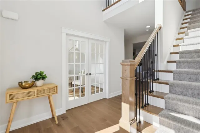 a view of entryway and hall