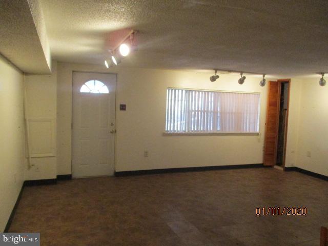 12640 Chilton Road Philadelphia, PA 19154 - Photo 13 of 16