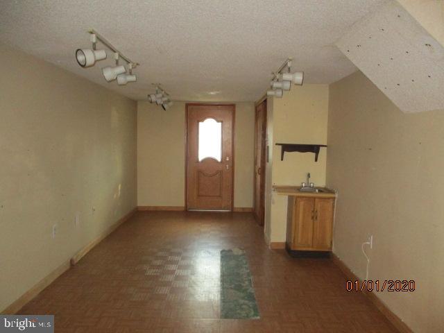 12640 Chilton Road Philadelphia, PA 19154 - Photo 14 of 16