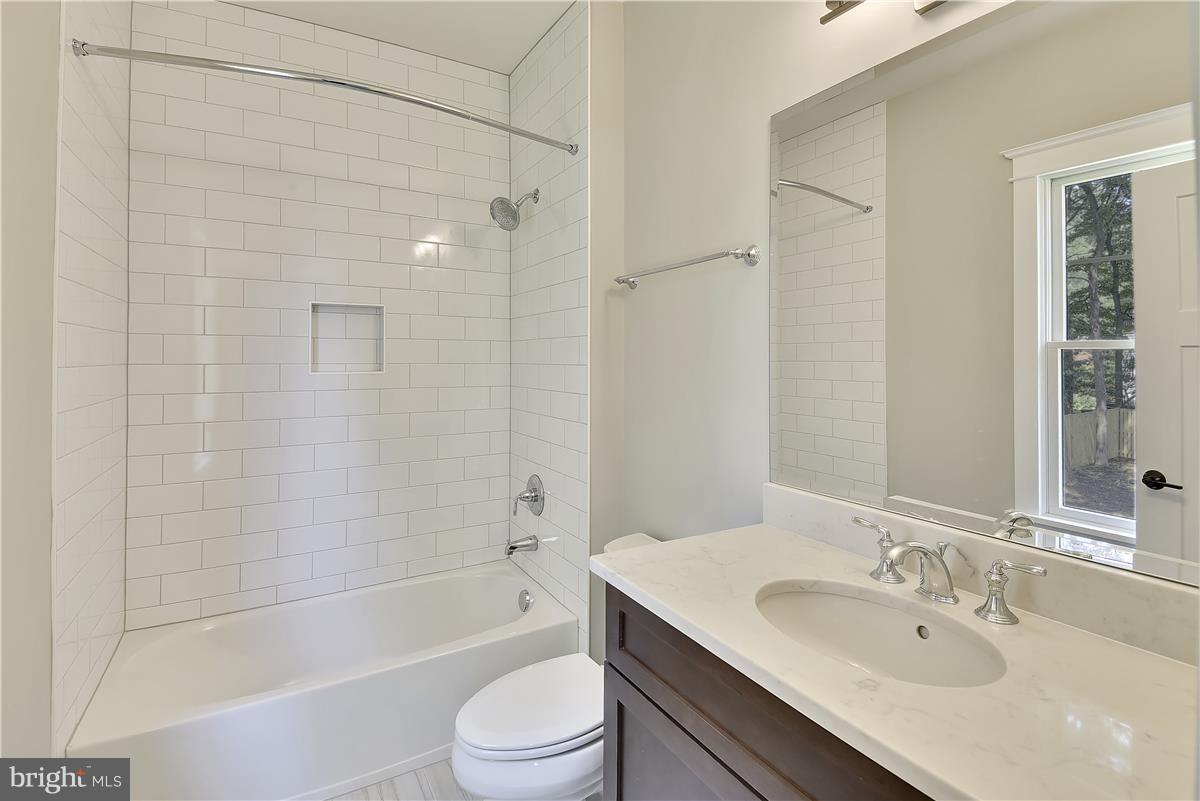 607 Kingsley Road Southwest Vienna, VA 22180 - Photo 16 of 30 Private En Suite Bath