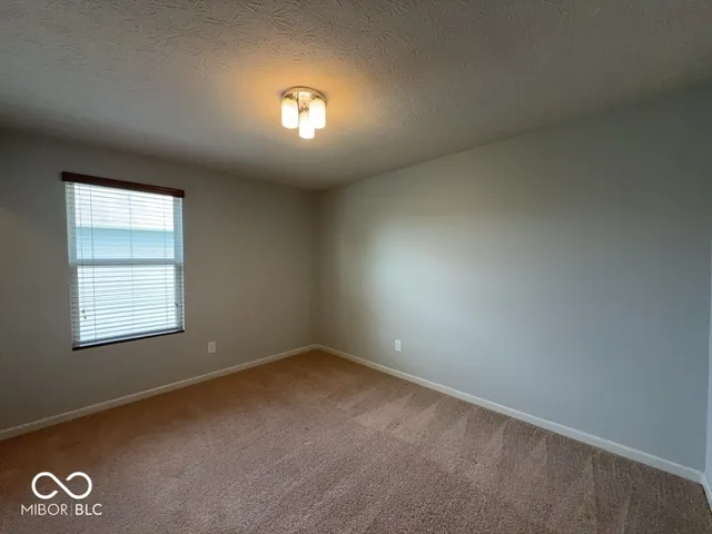 $2,500 | 13213 Isle Of Man Way, Fishers, IN 46037