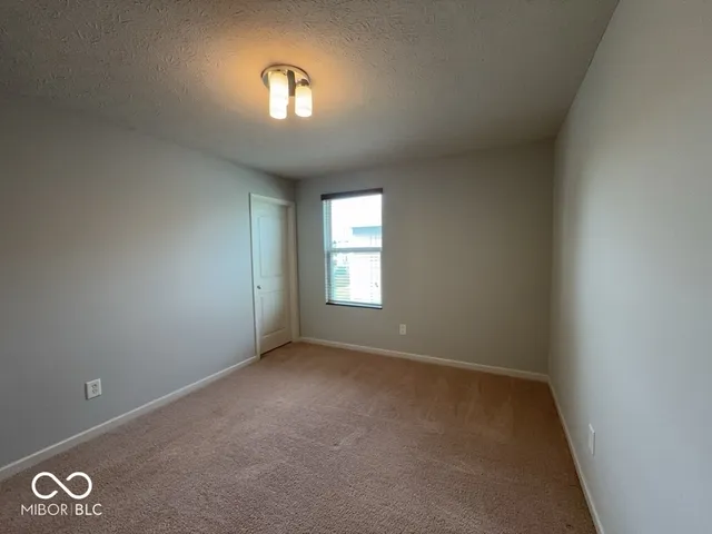 $2,500 | 13213 Isle Of Man Way, Fishers, IN 46037