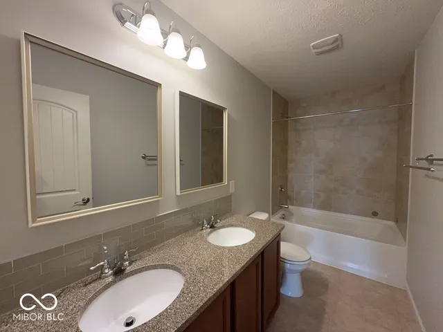 $2,500 | 13213 Isle Of Man Way, Fishers, IN 46037