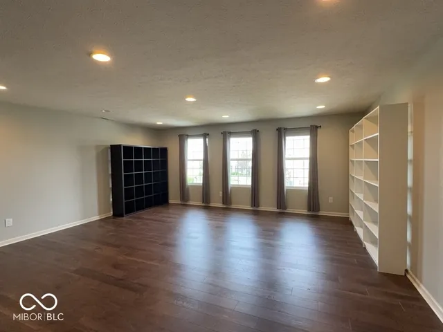 $2,500 | 13213 Isle Of Man Way, Fishers, IN 46037