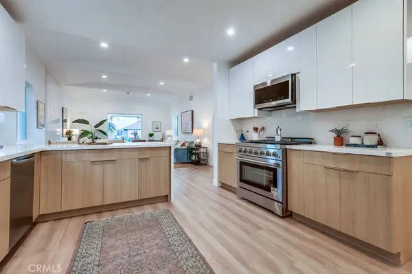 $9,600 | 4016 6th Avenue, Leimert Park, CA 90008