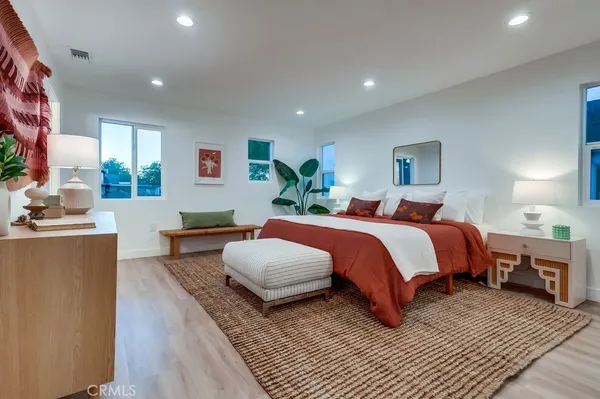 $9,600 | 4016 6th Avenue, Leimert Park, CA 90008
