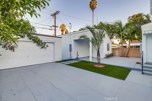 $9,600 | 4016 6th Avenue, Leimert Park, CA 90008