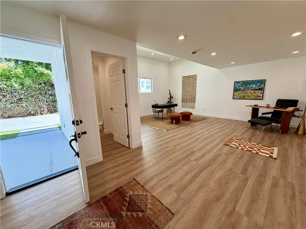 $9,600 | 4016 6th Avenue, Leimert Park, CA 90008