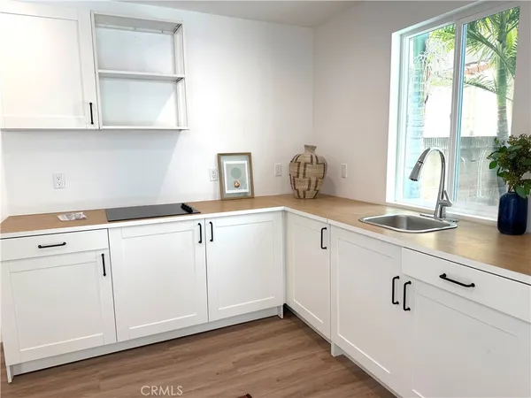 $9,600 | 4016 6th Avenue, Leimert Park, CA 90008