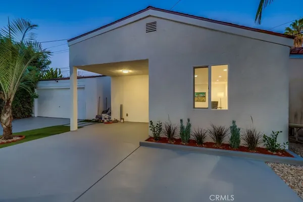 $9,600 | 4016 6th Avenue, Leimert Park, CA 90008