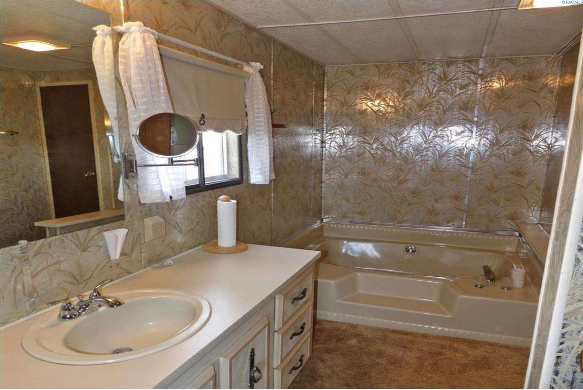 208903 East Finley Road Kennewick, WA 99337 - Photo 14 of 21 Gallery Image 14