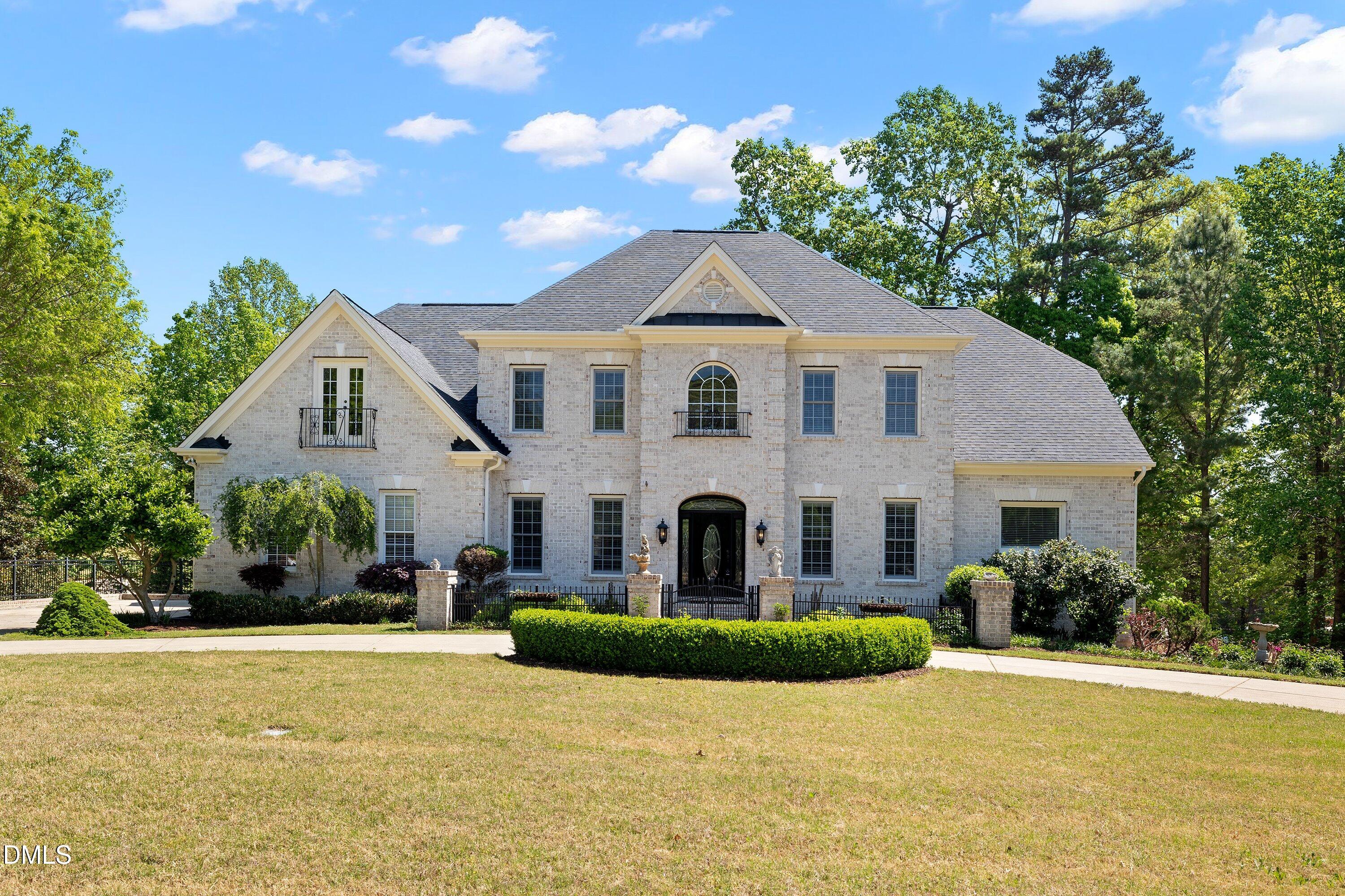 001-12554 Village Spring _1431