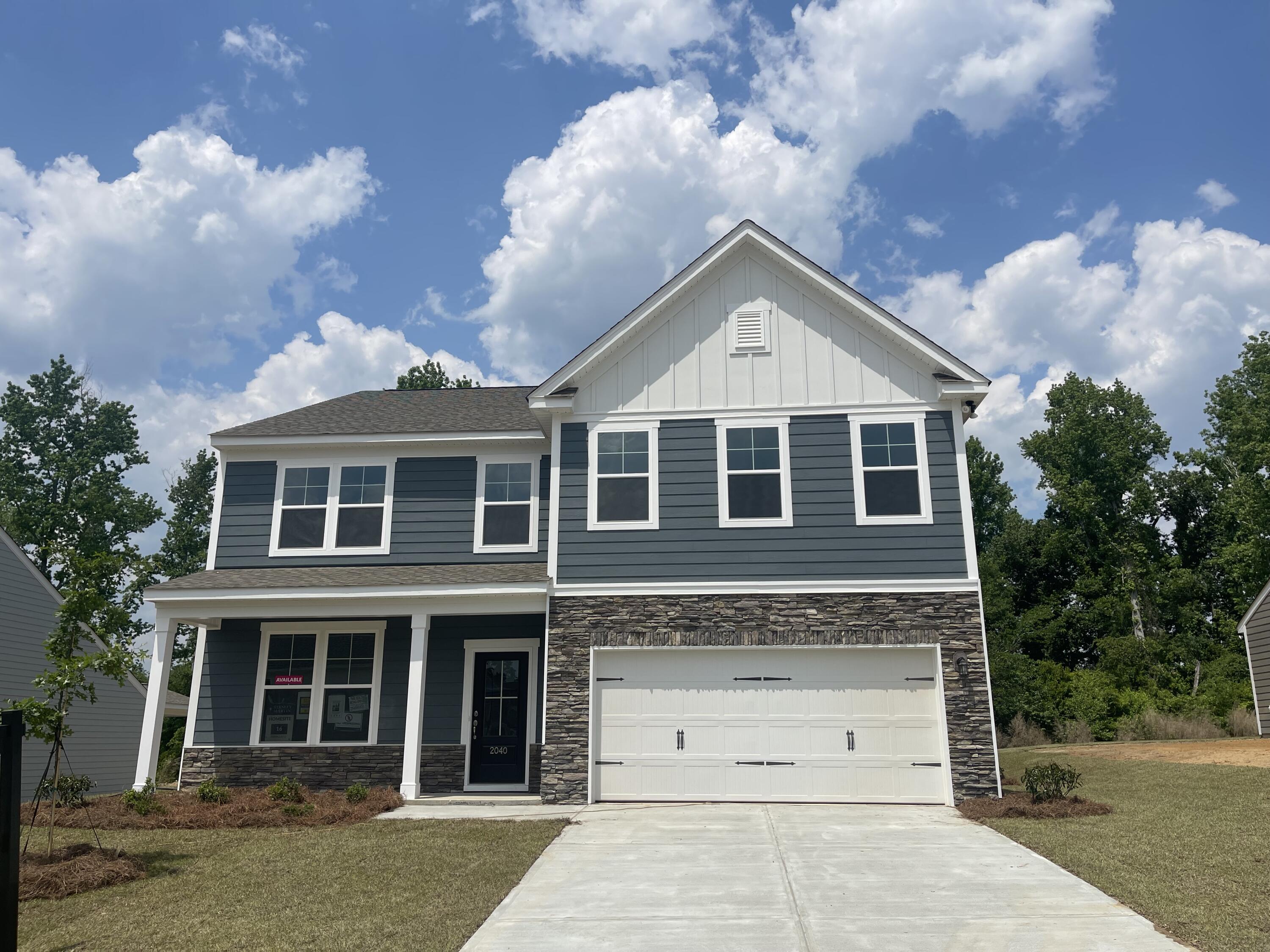 2040 SAYLOR LN 016