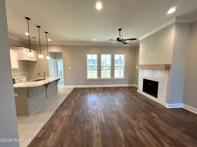 $287,000 | 201 Carreras Lane, Maurice, LA 70555