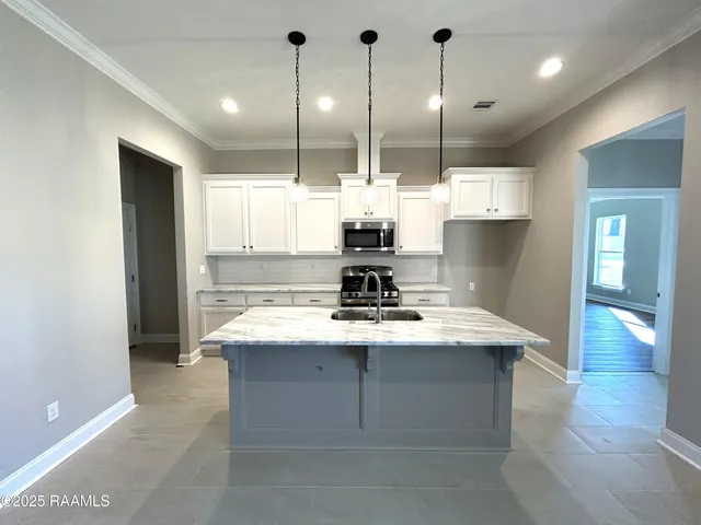 $287,000 | 201 Carreras Lane, Maurice, LA 70555