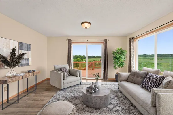 $350,000 | 642 Union Court, Cannon Falls, MN 55009