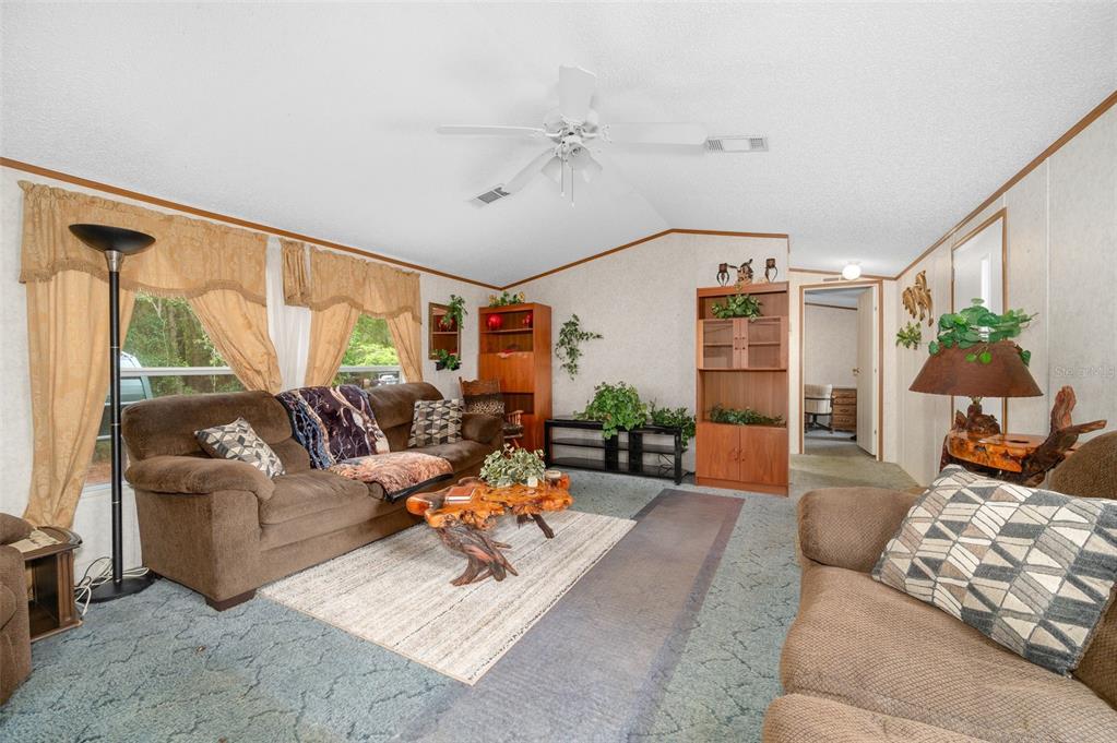 25697 21st Road O'Brien, FL 32071 - Photo 6 of 38 Gallery Image 6