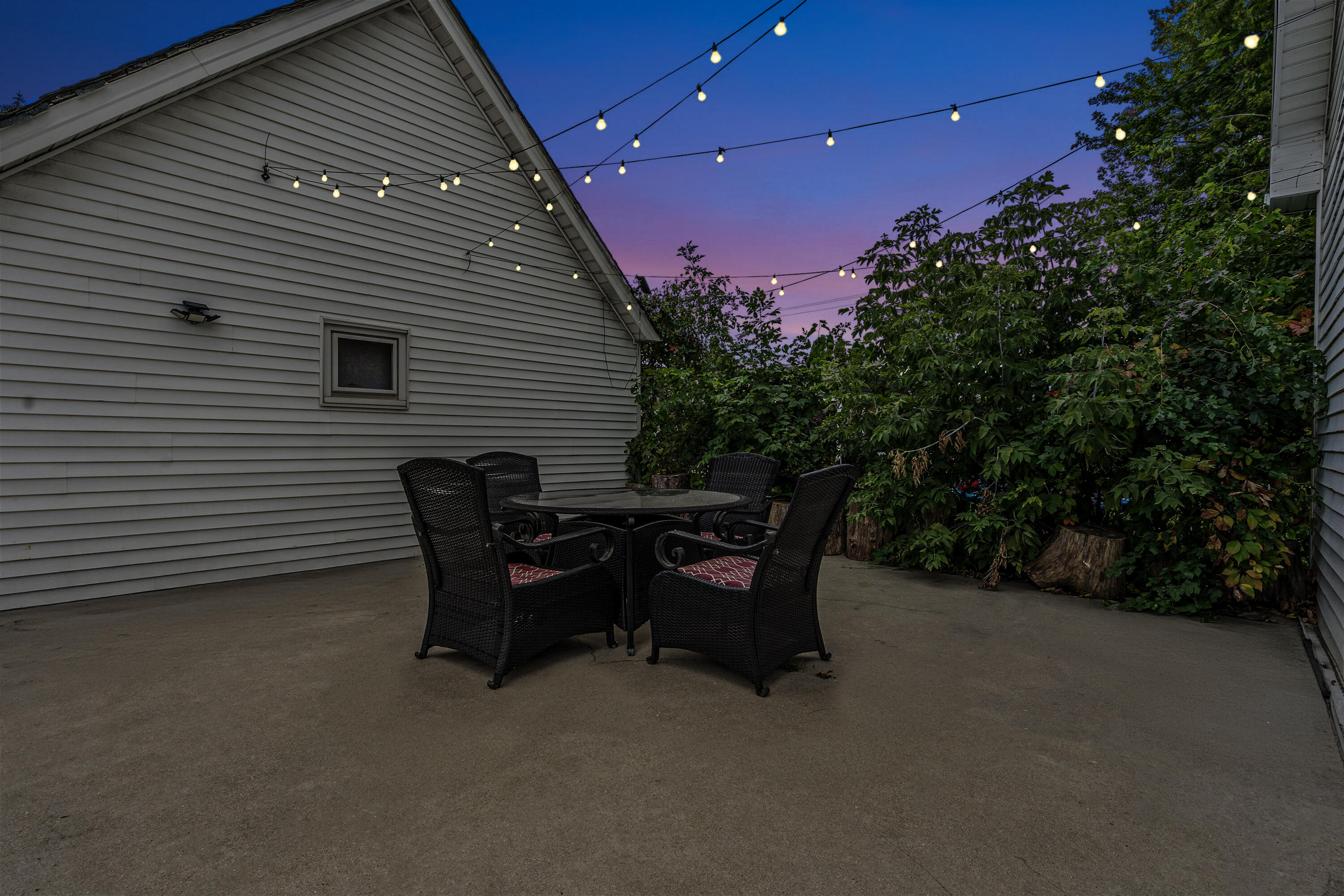 4353 South 5th Street Milwaukee, WI 53207 - Photo 2 of 61 04-DSC00012