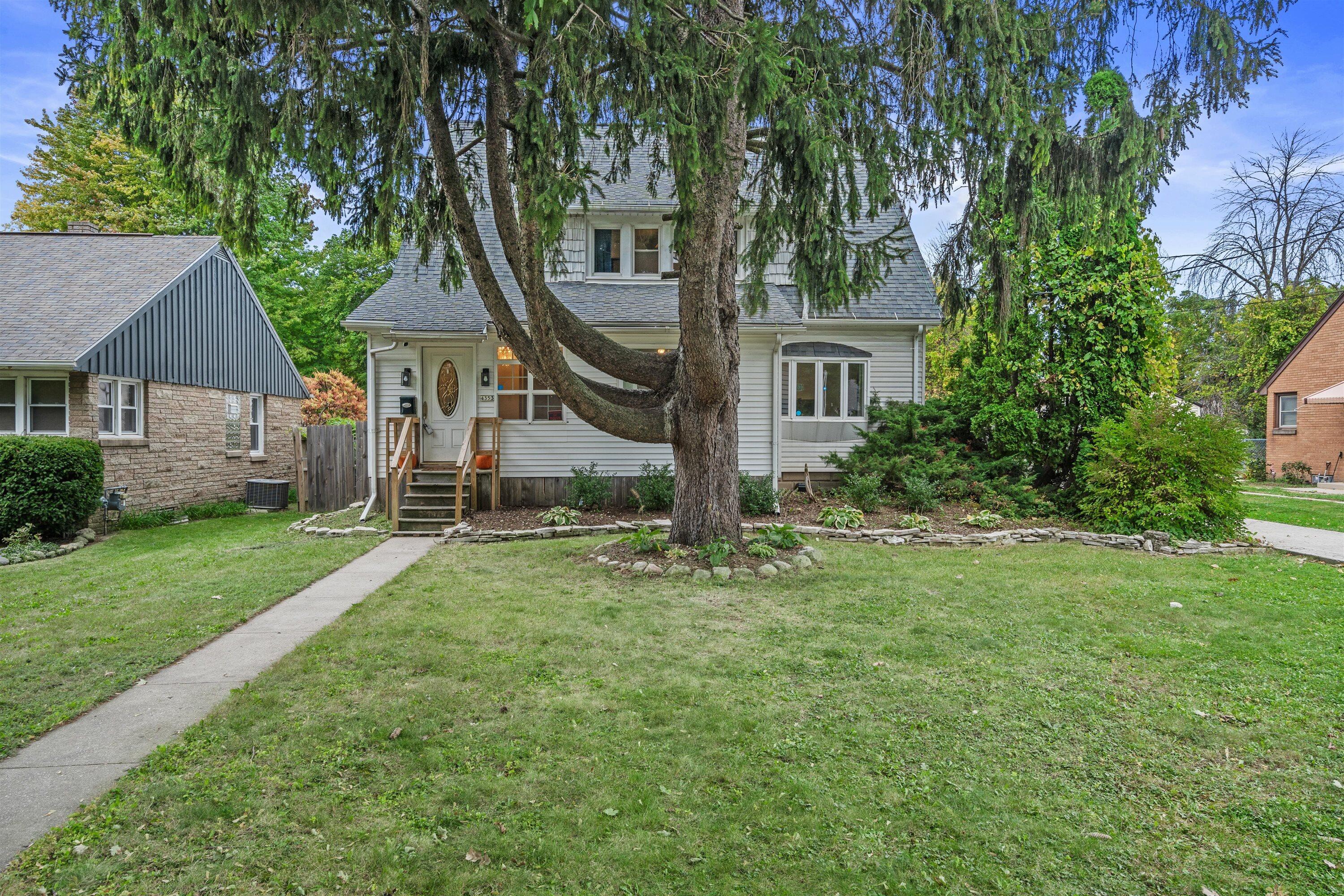 4353 South 5th Street Milwaukee, WI 53207 - Photo 56 of 61 4353 S 5th St