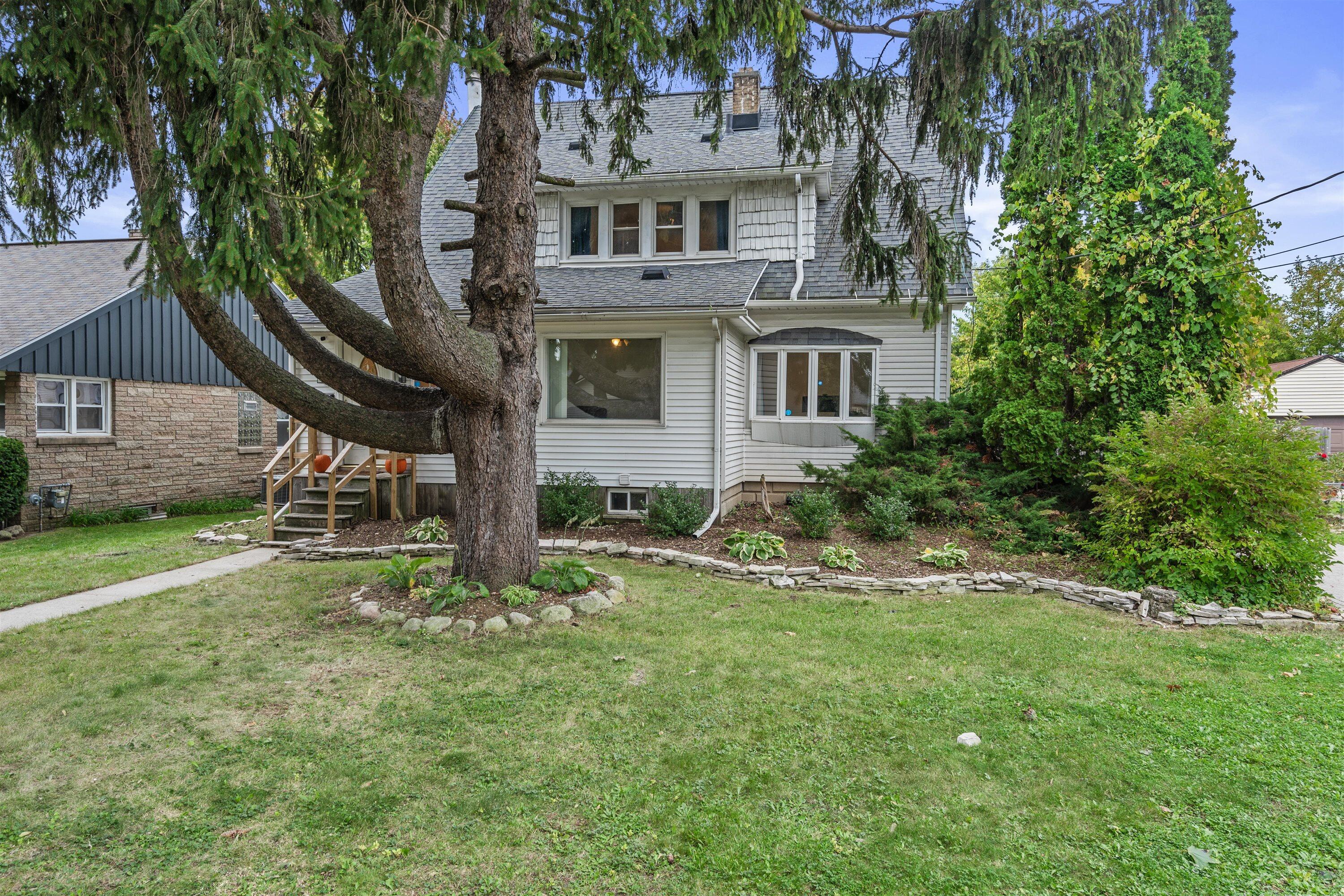 4353 South 5th Street Milwaukee, WI 53207 - Photo 57 of 61 4353 S 5th St