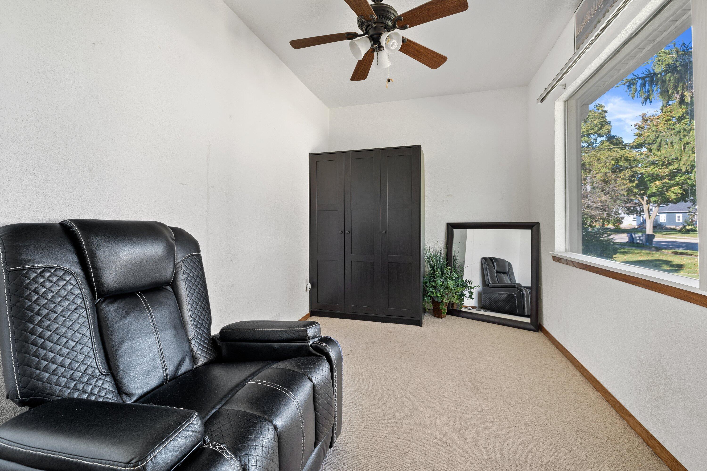 4353 South 5th Street Milwaukee, WI 53207 - Photo 5 of 61 Bonus Room